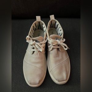 Toms Beige Canvas Lace Up Sneakers